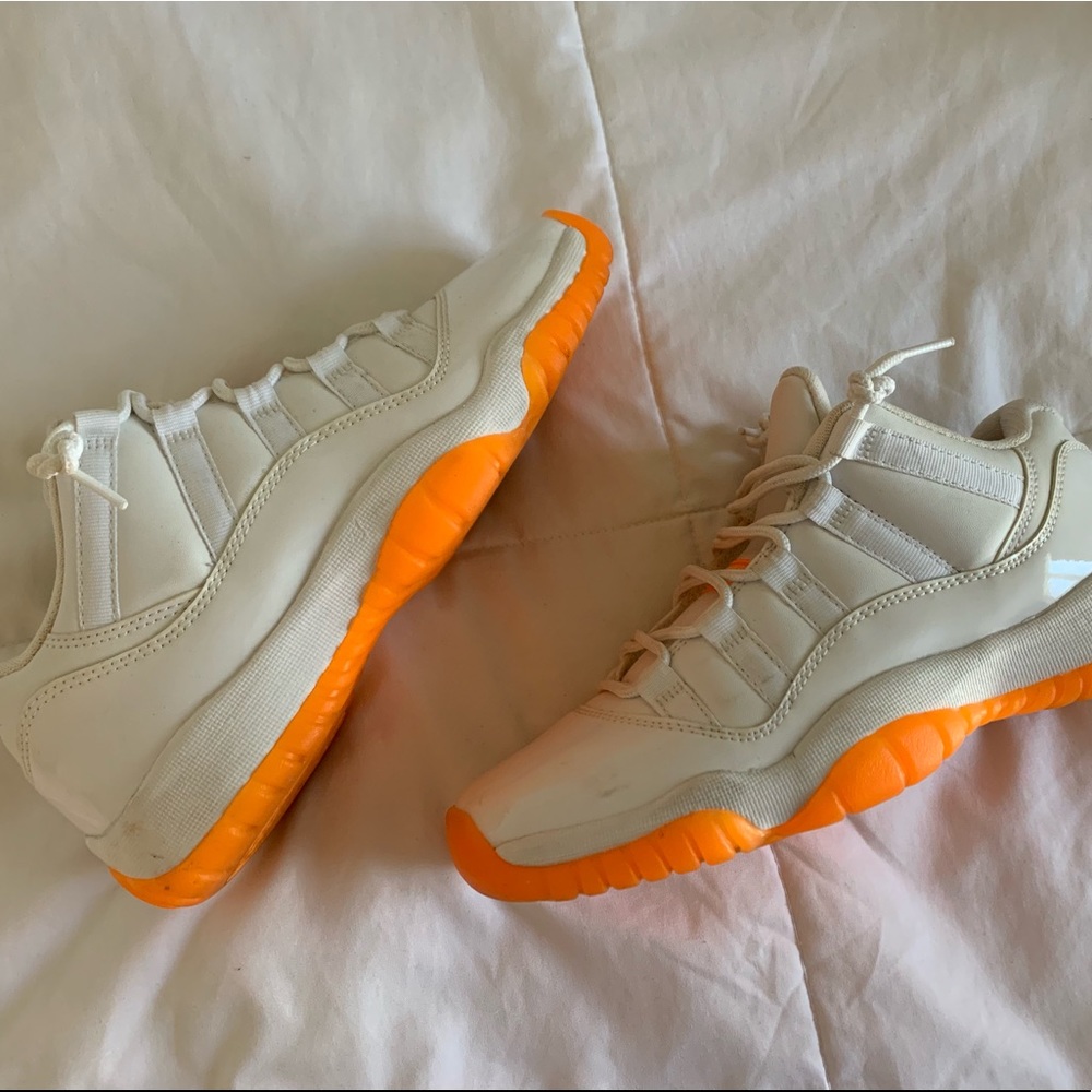 Citrus Low Jordan 11s